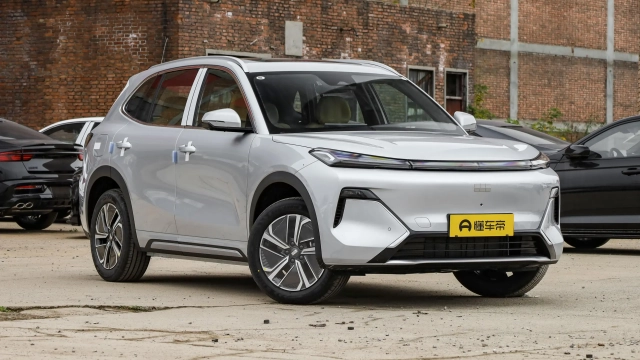 Geely Galaxy Starship 7, 2025
