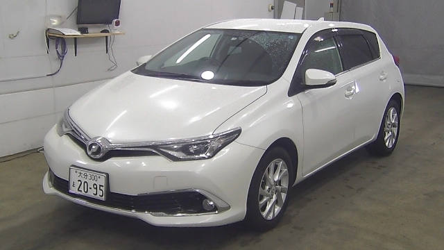 Toyota Auris, 2015