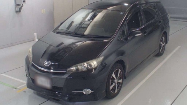 Toyota Wish, 2012