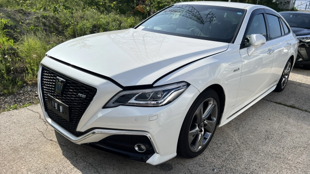 Toyota Crown, 2018