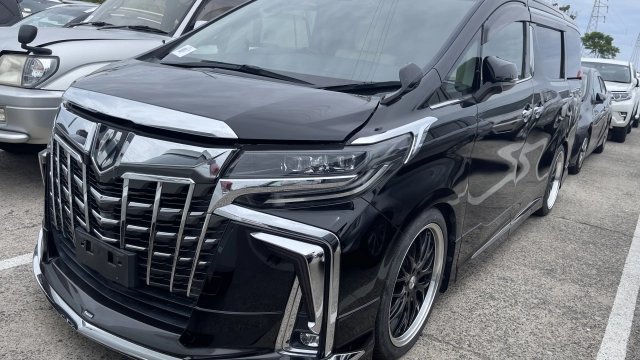 Toyota Alphard, 2018