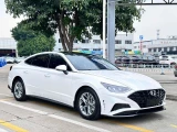 Hyundai Sonata 1
