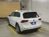 Volkswagen Tiguan, 2019 3