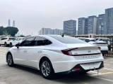 Hyundai Sonata 2