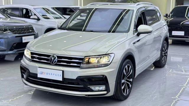 Volkswagen Tiguan L, 2021