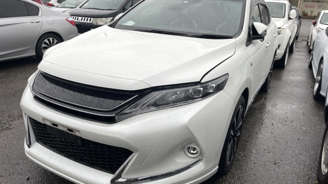 Toyota Harrier, 2016