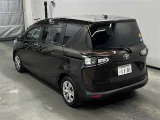 Toyota Sienta, 2020 1