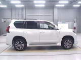 Toyota Land Cruiser Prado, 2021 1