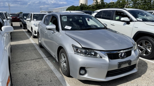 Lexus CT200h, 2012