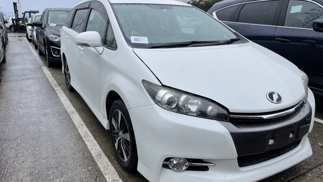 Toyota Wish, 2016