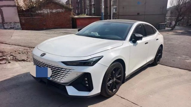 Changan UNI-V